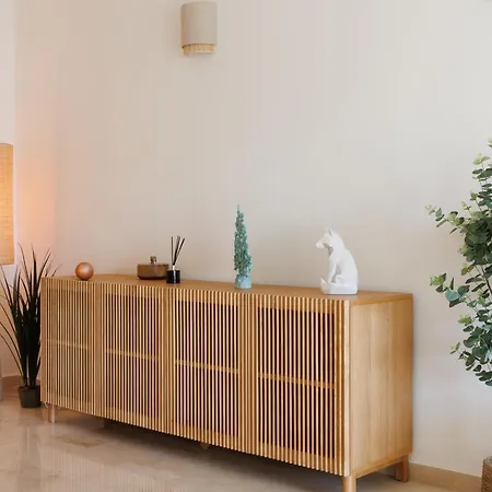 شقة Marbella Banus Suites - Banus - Terrazas De Banus Urb- Premium 2Br - 2Ba - Redecorated - Brand-New Furniture - Outdoor Terrace - Heart Of Puerto Banus - Steps From Marina, Beach & El Corte Ing Luxury Shopping - Pools & Garden Solarium - Ideal For Fam ماربيا
